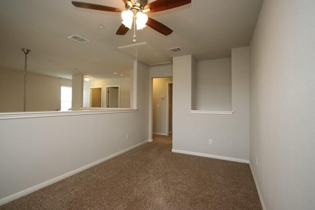Building Photo - 1701 S Bell Blvd