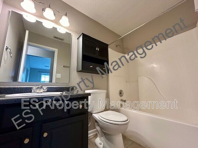 Building Photo - 5639 Dollar Run Ln