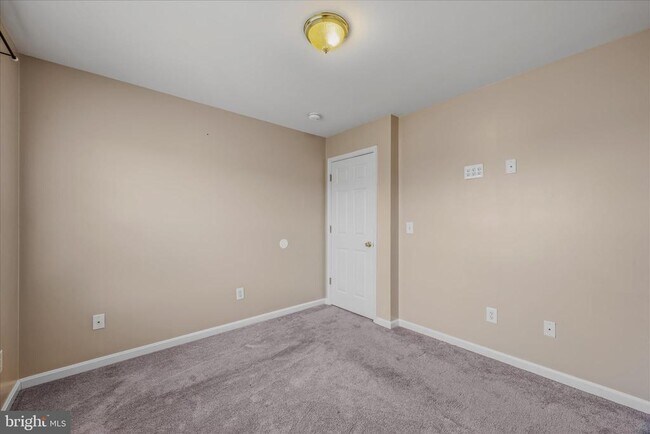 Building Photo - 448 Thayers Gull Dr