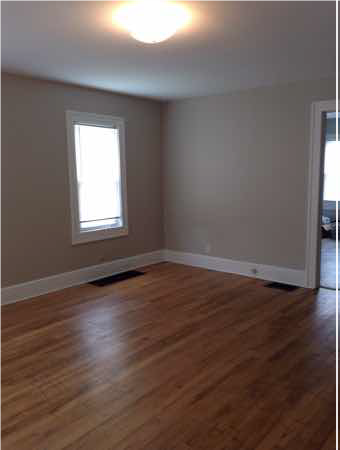 Building Photo - 3 bedroom, 1 bath Home - Available: August 2026!