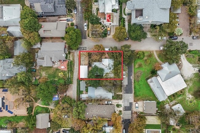 Building Photo - 909 Shelley Ave