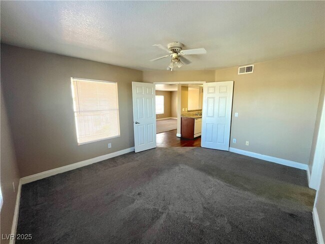 Building Photo - 6800 E Lake Mead Blvd