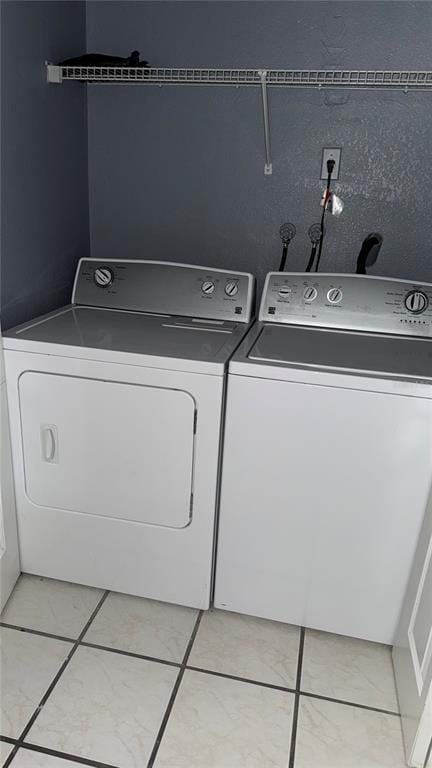 Building Photo - 2416 Swailes Dr