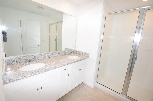 Building Photo - 3232 Gardenia Reserve St