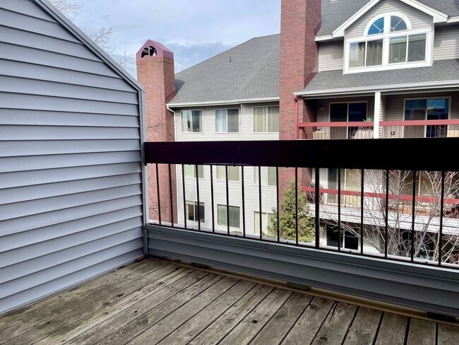 Building Photo - Luxury 2 Bedroom Condo in Centennial Lakes...
