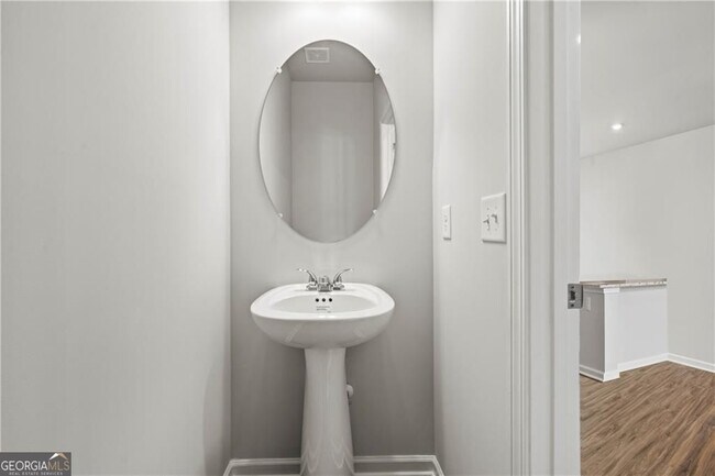 Building Photo - 424 Whitetail Cir