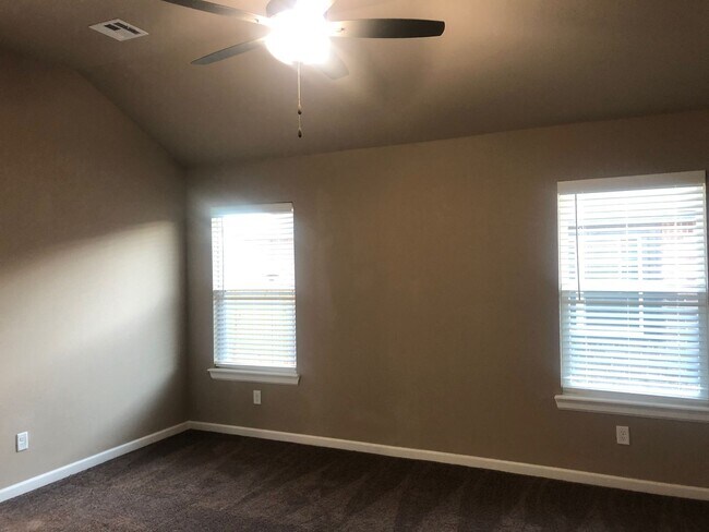 Building Photo - Beautiful home in Ashbury Park