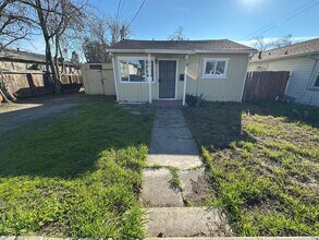 Building Photo - Cozy 2 Bed 1 Bath Home in Antioch