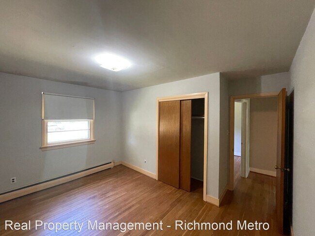 Building Photo - 3 br, 2 bath House - 8315 Hood Drive