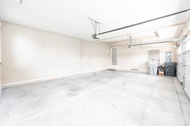 Building Photo - 1325 Brentford Ln