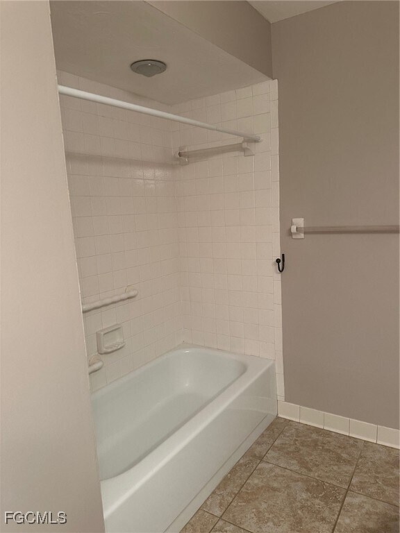 Building Photo - 13120 Langton Ct