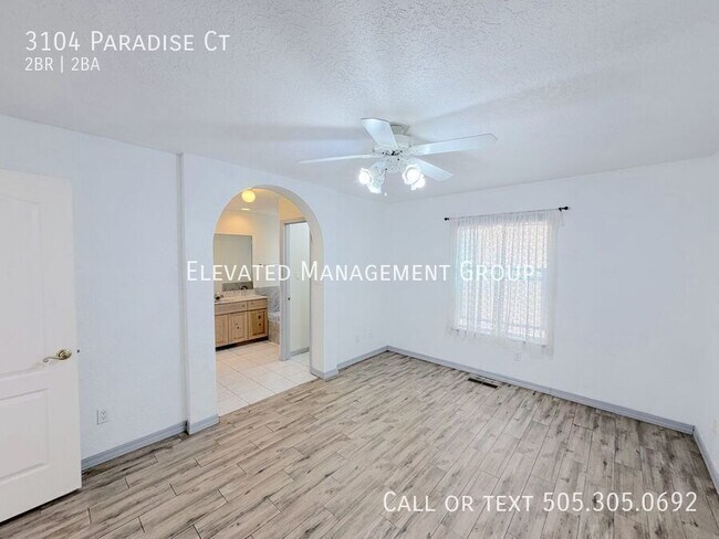 Building Photo - 3104 Paradise Ct SE