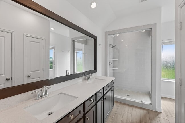 Building Photo - 5634 Amber Brook Ln