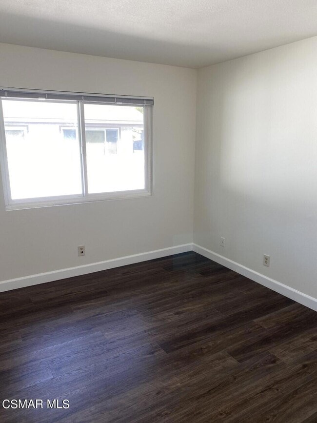 Building Photo - 224 Gazania Ct