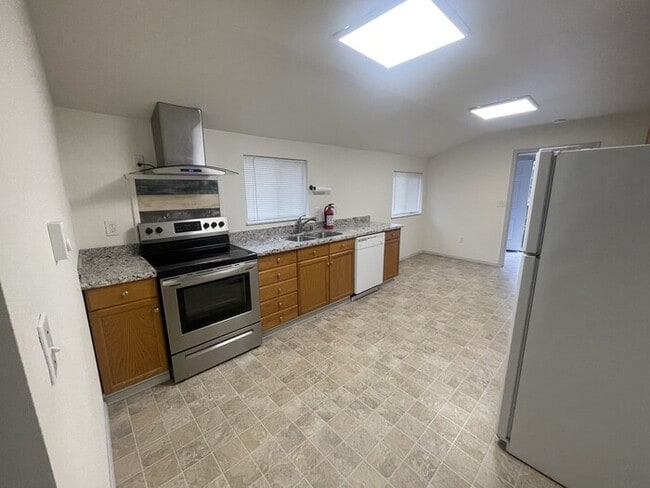 Building Photo - Available Now!