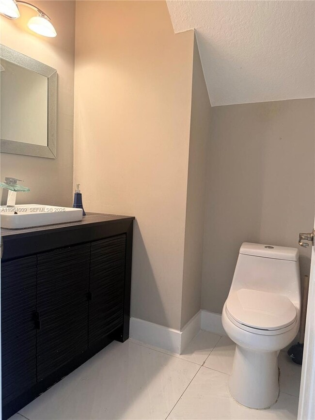 Building Photo - 14136 SW 51st Ln