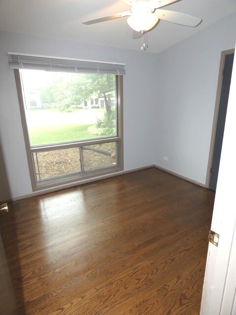 Building Photo - 1156 Myrtle Ln