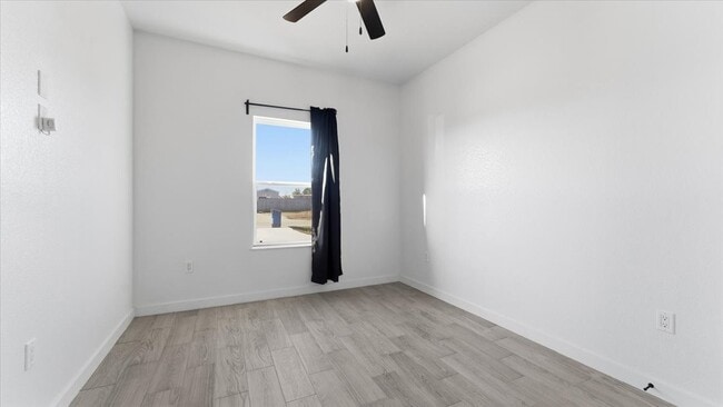 Building Photo - 1428 Rd 5607