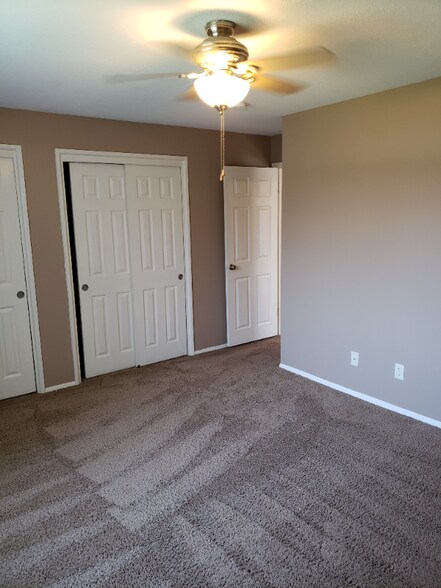 Building Photo - 7100 Van Dorn St