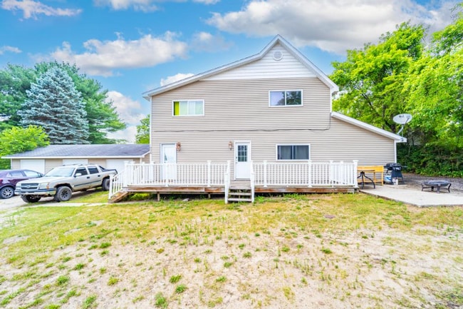 Building Photo - 7634 Thomas St