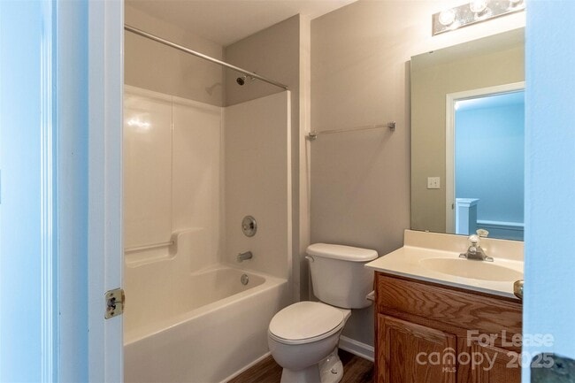 Building Photo - 9618 Blossom Hill Dr