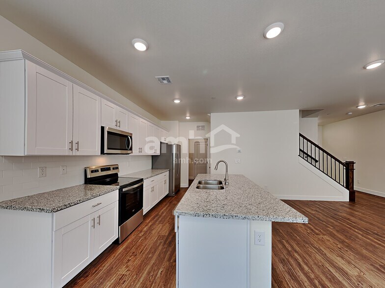 Building Photo - 75 Foxridge Swings Ln