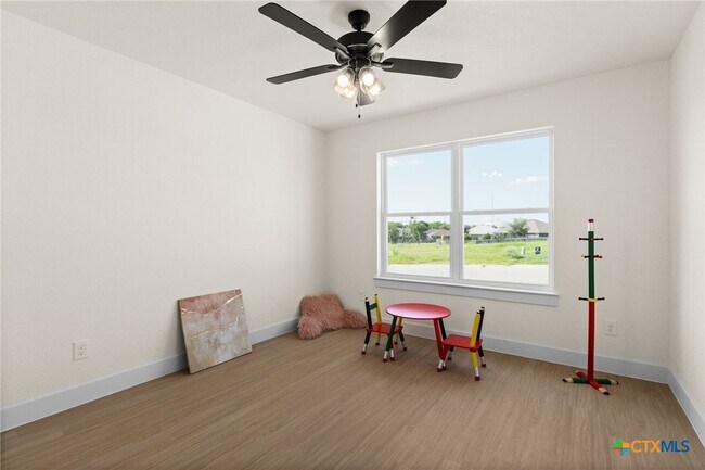 Building Photo - 2115 Blackhawk Lp