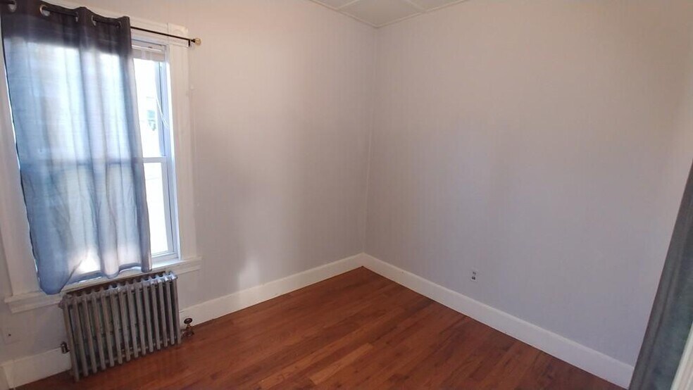 Building Photo - 41 Trull St