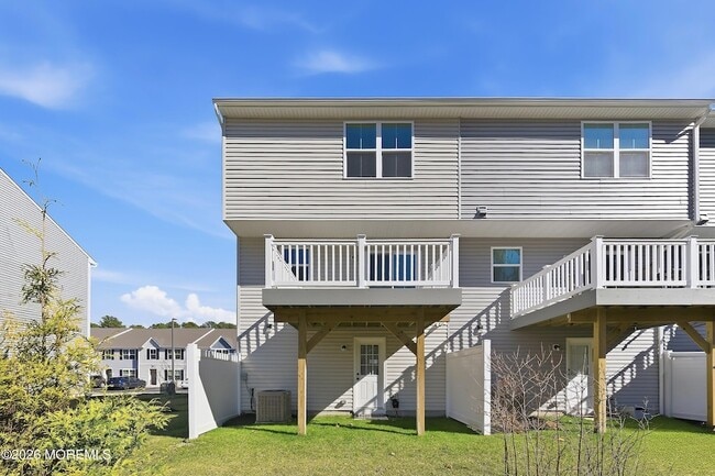 Building Photo - 604 Cyprus Ct