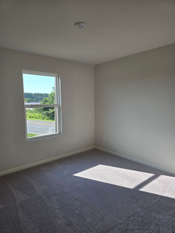 Building Photo - 228 Isabella Way
