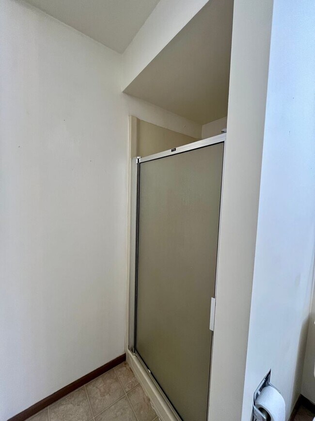 Building Photo - 2 Bed | 2 Bath | Apartment