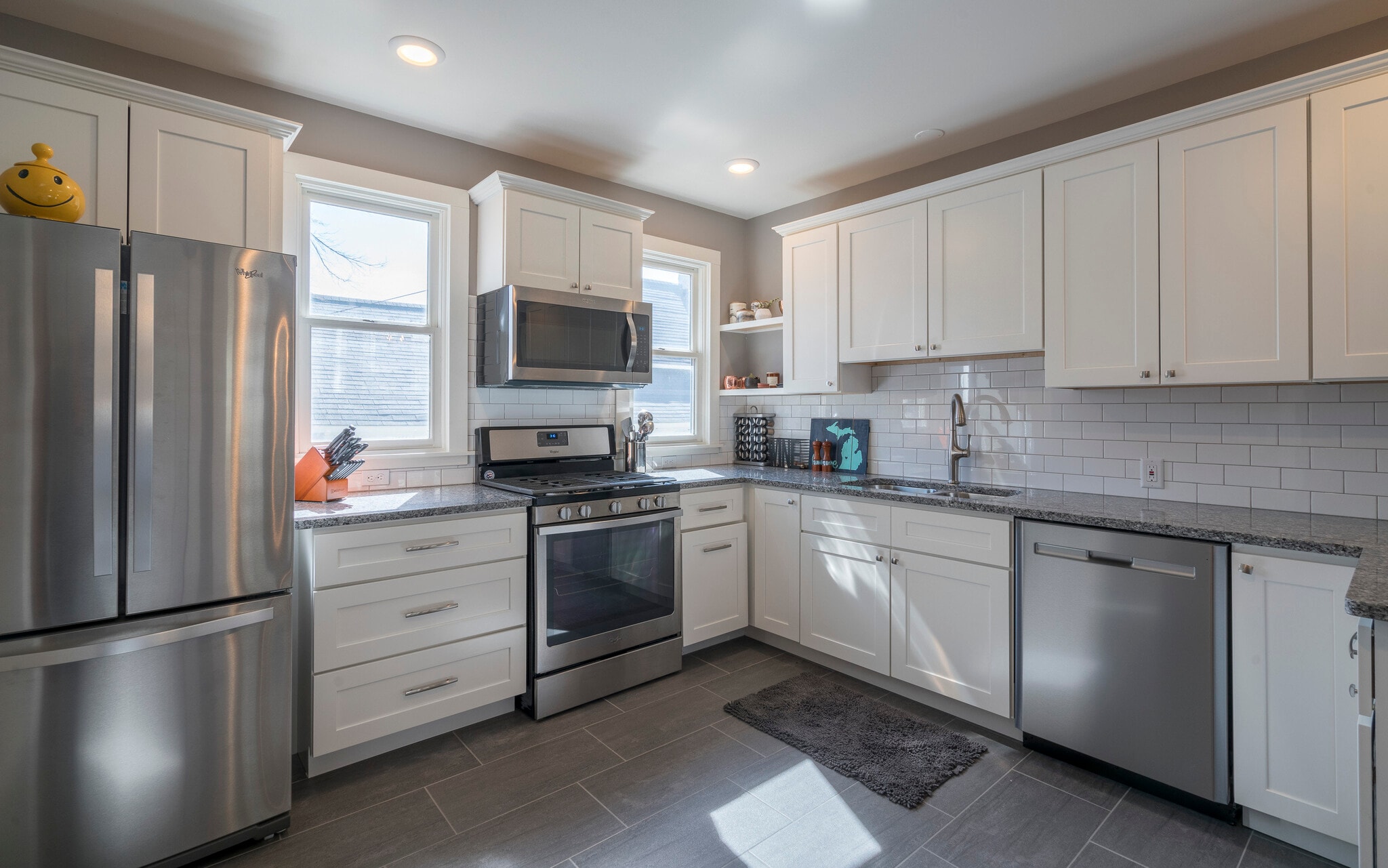 Building Photo - 552 Union Ave SE