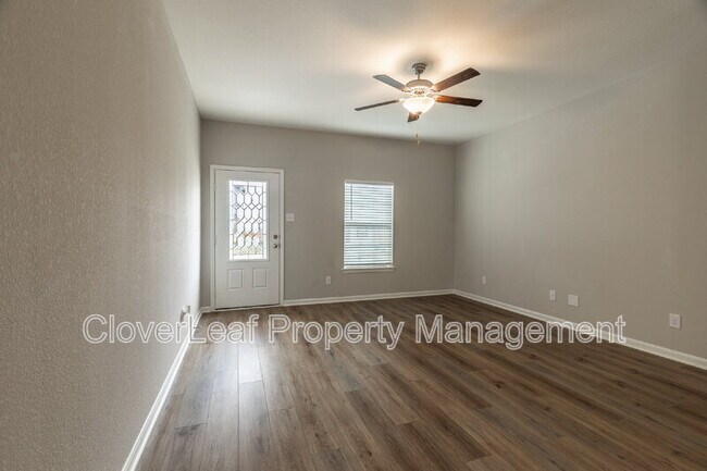 Building Photo - 9118 Bennett Frst