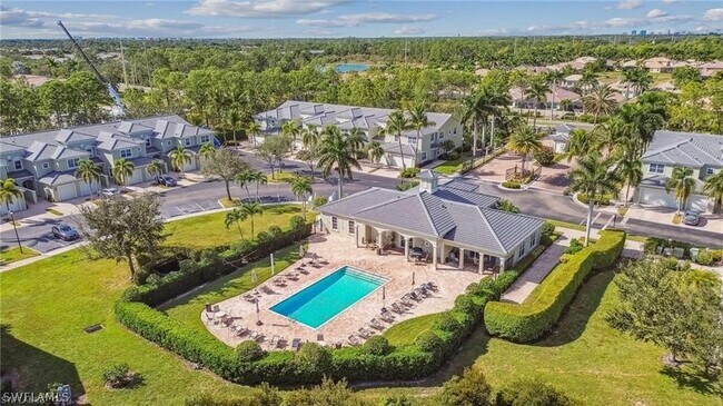 Building Photo - 1305 Mariposa Cir