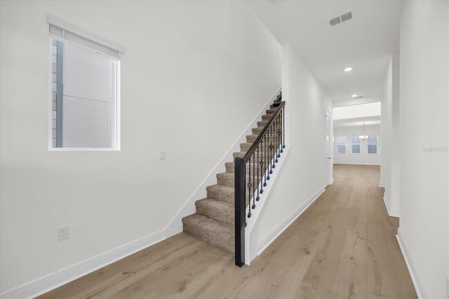 Building Photo - 10270 Pearson Ave