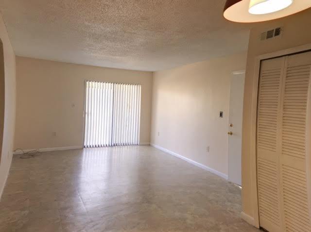 Building Photo - ALTAMONTE HEIGHTS 1 Bed / 1 Bath