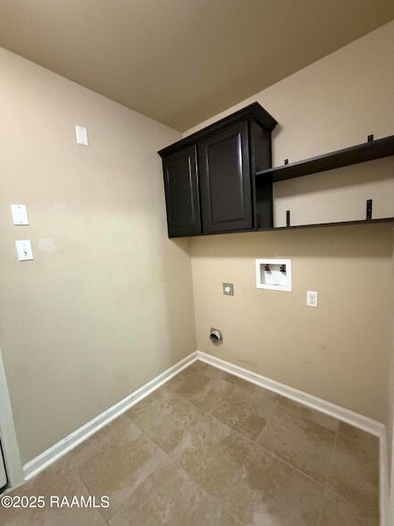 Building Photo - 309 Sun Ridge St