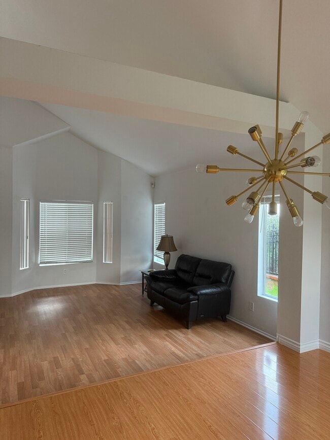 Building Photo - 2466 Robert Rd