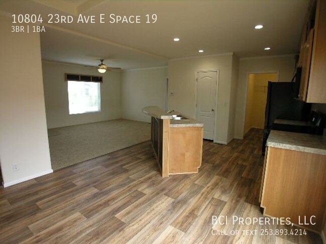 Building Photo - 10804 23rd Ave E