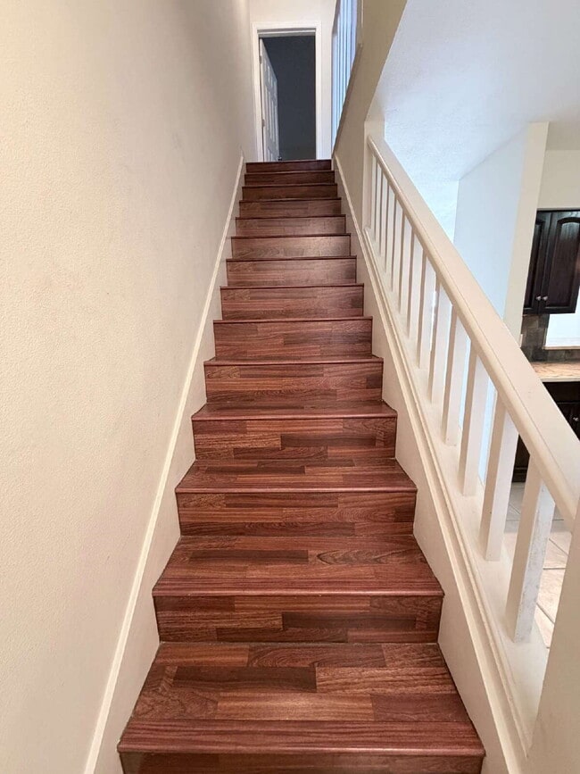 Building Photo - 2 Bedroom Lakeview Winter Haven Home Now Available for Rent!