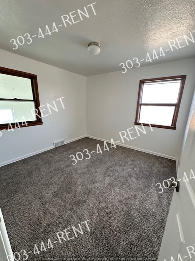 Building Photo - Charming Rental in the Heart of Denver’s West Side