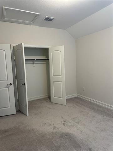 Building Photo - 2724 Southampton Dr