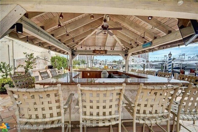 Building Photo - 1 Las Olas Cir