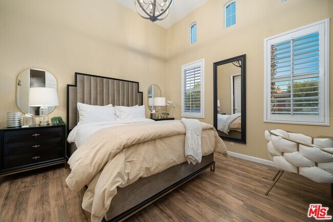 Building Photo - 61 Via Santo Tomas Dr