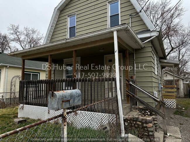 Building Photo - 1023 Persons Ct
