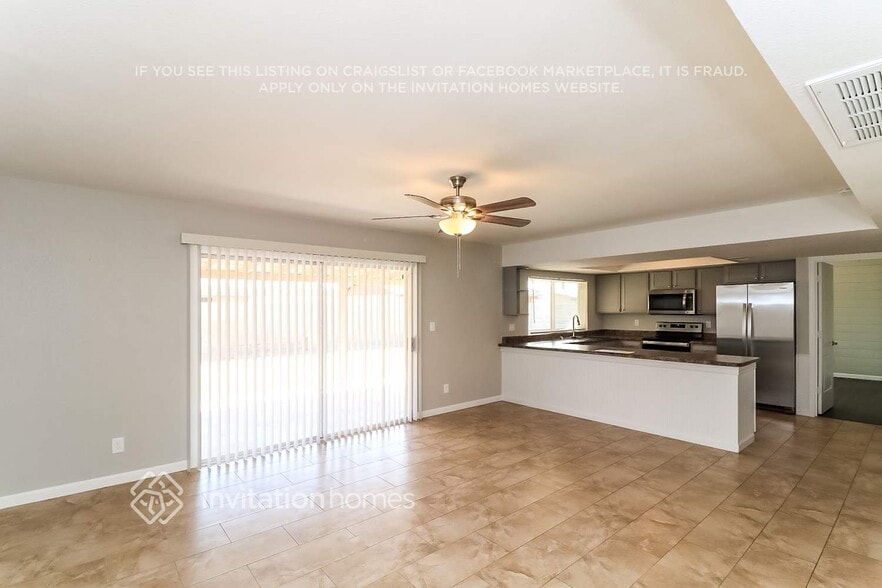 Building Photo - 10623 N 49th Ave