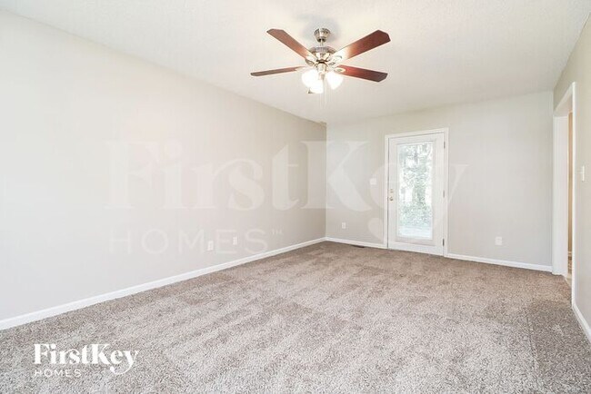 Building Photo - 25 Merrimar Ct