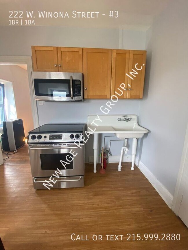 Building Photo - Welcome to 222 W Winona Street!