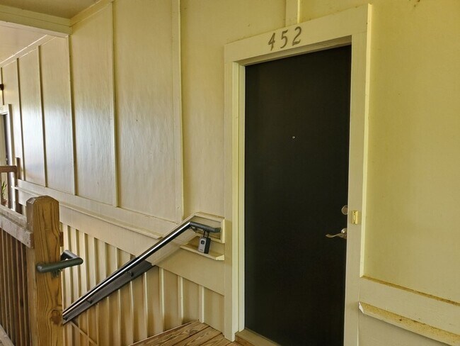 Building Photo - South End condo 1 Bedroom/1 Bath close to everything!