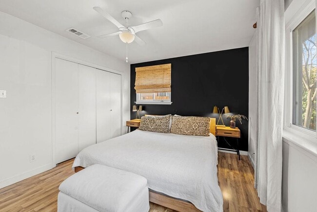 Building Photo - 6803 Castlekeep Way